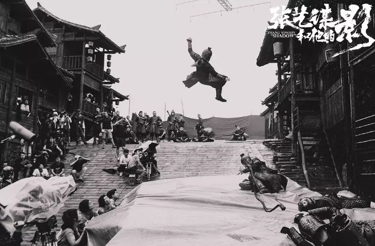  电竞纪录片热播，幕后故事展现行业真实面貌