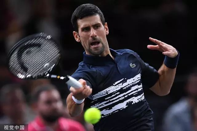  网坛老将宝刀未老，瓦林卡逆转进四强