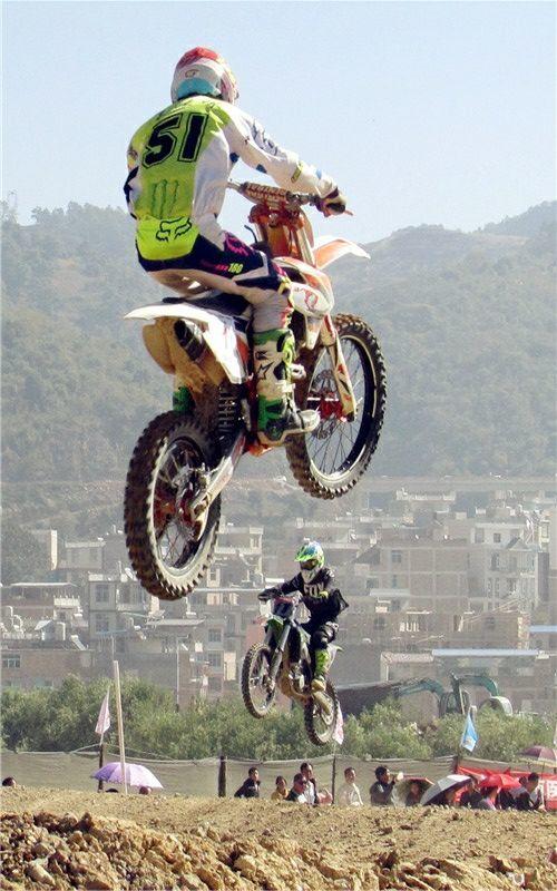  快攻战术盛行，速度与激情碰撞火花